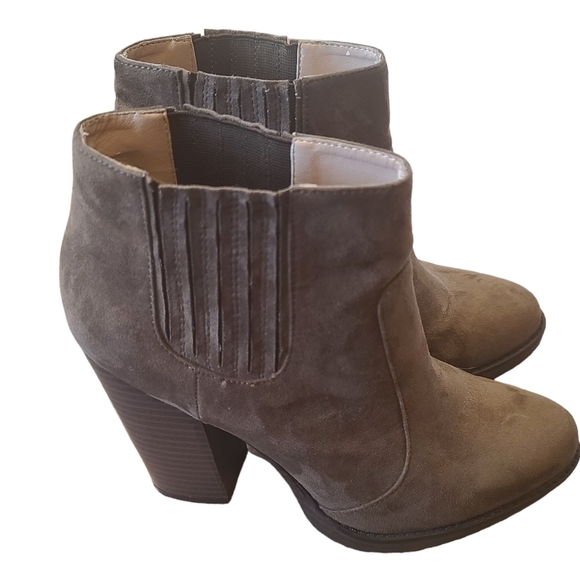 ZARA SUEDE STACK CHUNKY HEELED ANKLE BOOTS BOOTIES WOMENS SIZE 39 US SIZE 8 - Picture 6 of 12